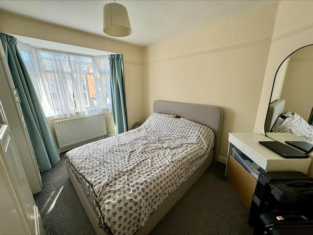 Bedroom One.jpeg