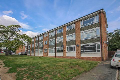 2 bedroom apartment for sale, Woodland Avenue, Hutton, Brentwood