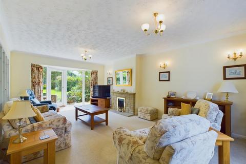 4 bedroom detached house for sale, Green Lane, Buxton