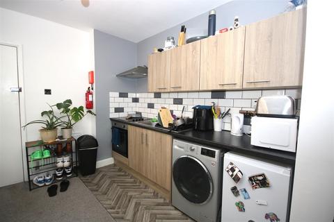 1 bedroom flat to rent, Oaston Road, Nuneaton