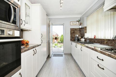 11 Blacksmith Lane, Calow, Chesterfield, S44 5TU