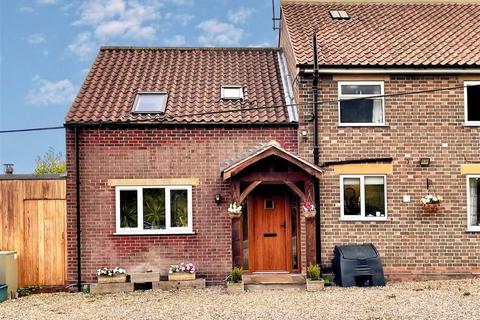 3 bedroom semi-detached house to rent, Whitegate, Ampleforth