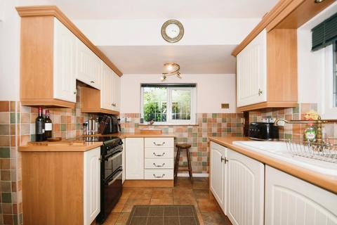 3 bedroom detached house for sale, High Street, Old Whittington, Chesterfield, S41 9JS