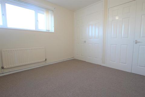 1 bedroom flat to rent, Fulbrook Close, Redditch, B98 8QP