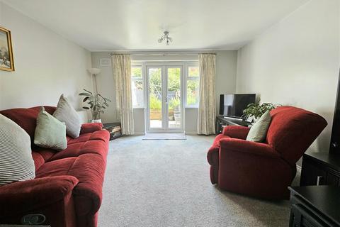 4 bedroom end of terrace house for sale, Foss Road, Hilton