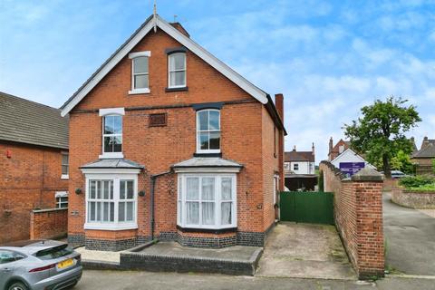 5 bedroom semi-detached house for sale, Osborne Street, Winshill, Burton Upon Trent