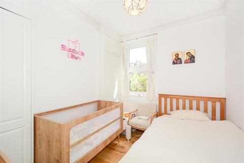 1 bedroom flat for sale, Walford Road, N16