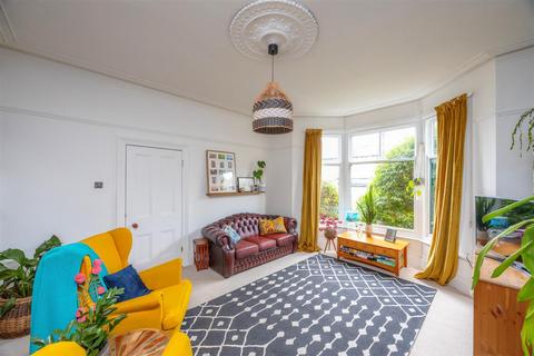 5 bedroom terraced house for sale, Cowlishaw Road, Sharrow Vale, Sheffield