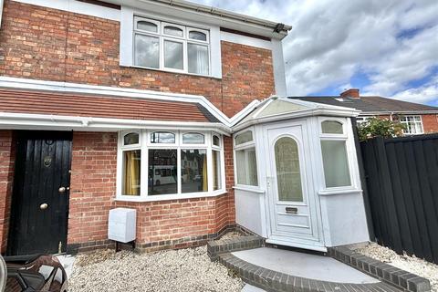3 bedroom semi-detached house to rent, Central Avenue, Abbey Green