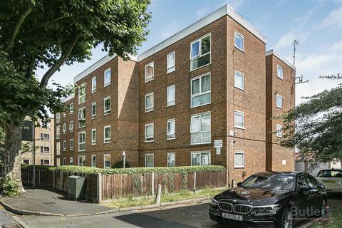 2 bedroom flat to rent, St. James Road, Sutton