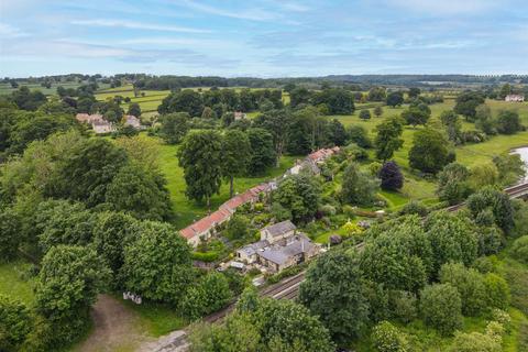 2 bedroom end of terrace house for sale, 3, Station Cottages, Water Lane, Huttons Ambo, York, YO60 7HQ