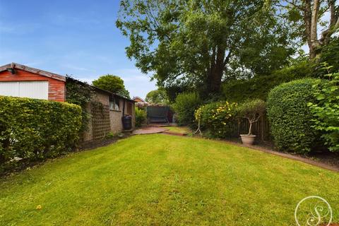 3 bedroom detached bungalow for sale, Bewick Grove, Leeds