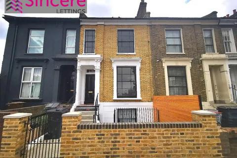 6 bedroom terraced house to rent, Dalston Lane, London E8