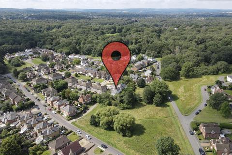 64 Bramble Walk, Epsom, KT18 7TB