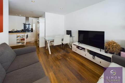 2 bedroom apartment to rent, Providence Place, Islington, N1