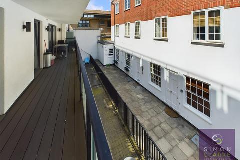 2 bedroom apartment to rent, Providence Place, Islington, N1