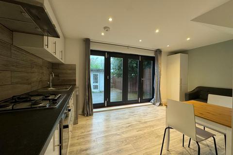 41a Windsor Road, Thornton Heath, CR7 8HG
