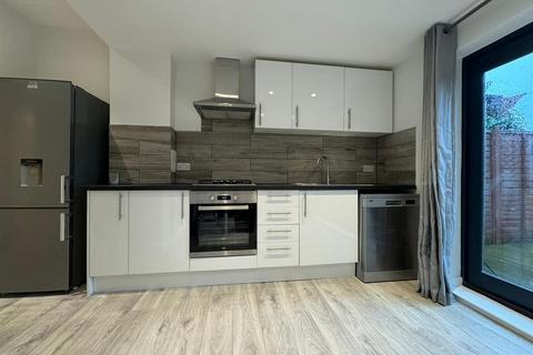 41a Windsor Road, Thornton Heath, CR7 8HG