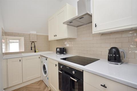 1 bedroom flat for sale, Meads Street, Eastbourne