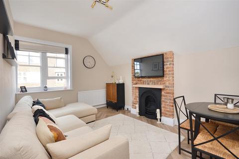 1 bedroom flat for sale, Meads Street, Eastbourne