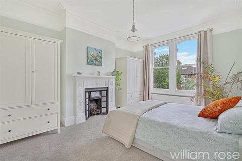 4 bedroom semi-detached house for sale, Wallwood Road, London E11