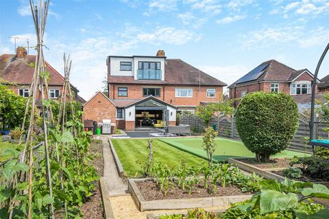 46 Lansdown Road, Gloucester, GL1 3JD