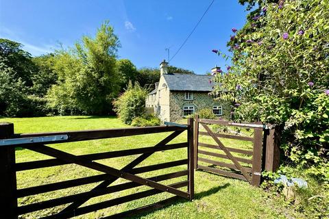 2 bedroom semi-detached house for sale, Tudweiliog, Pwllheli