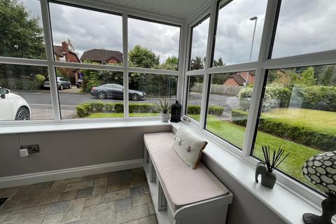 3 bedroom detached house for sale, Ashridge Drive, Dukinfield SK16