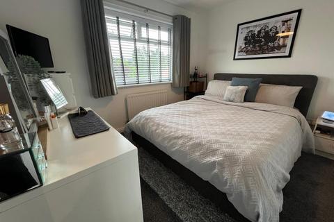 3 Ashridge Drive, Dukinfield, SK16 4HU