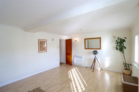 2 bedroom apartment for sale, Willows Court Les Grands Vaux, Jersey JE2