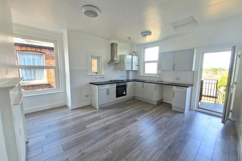 2 bedroom flat to rent, Craven Park, Harlesden, London