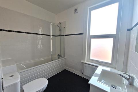 2 bedroom flat to rent, Craven Park, Harlesden, London