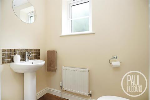 8 Applewood Close, Carlton Colville, Lowestoft, NR33 8FD