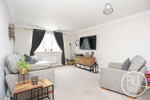 8 Applewood Close, Carlton Colville, Lowestoft, NR33 8FD