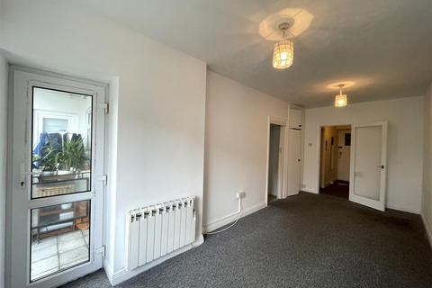 Studio for sale, Cornwall Court, Wilbury Avenue, Hove