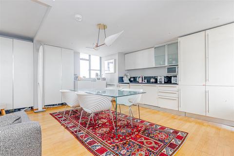 2 bedroom flat for sale, Keeling House, Claredale Street, London