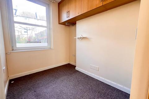 Studio to rent, Tower Road, St Leonards-On-Sea