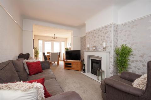 7 Pine Road, Barrow-in-furness, LA14 5EL