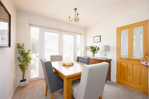 7 Pine Road, Barrow-in-furness, LA14 5EL