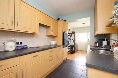 7 Pine Road, Barrow-in-furness, LA14 5EL