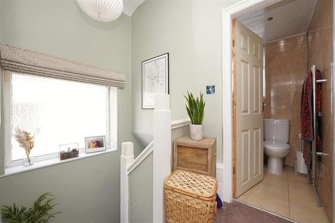 7 Pine Road, Barrow-in-furness, LA14 5EL