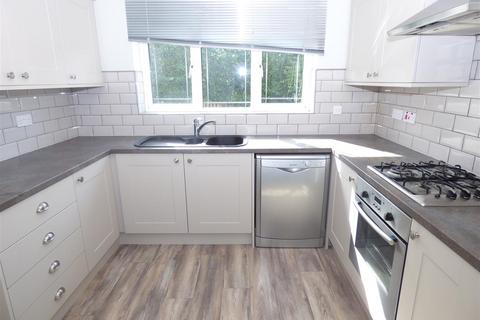 3 bedroom detached house to rent, Meadow Vale, Northumberland Park