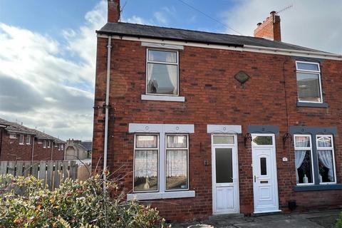 2 bedroom semi-detached house to rent, Handley Road, New Whittington, Chesterfield, Derbyshire