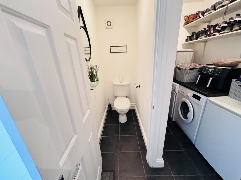 Guest wc / utility