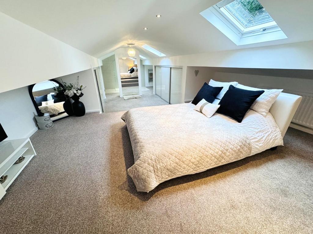 Master suite
