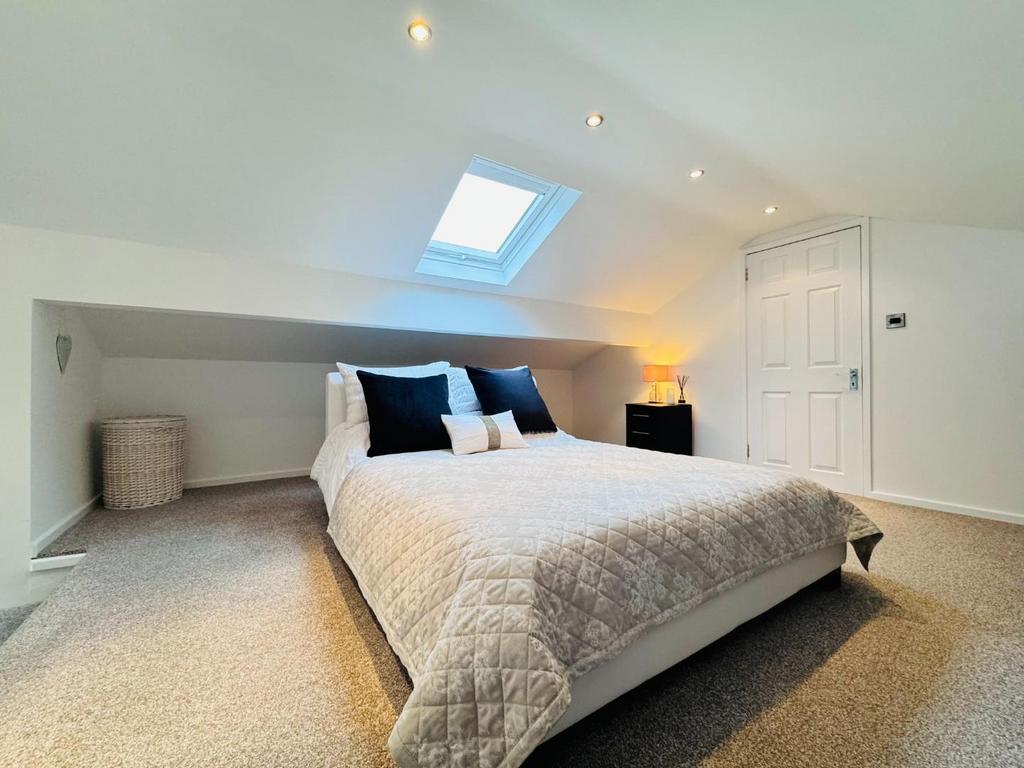 Master suite