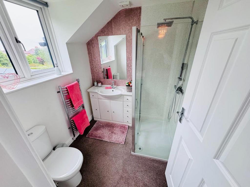 Second en suite