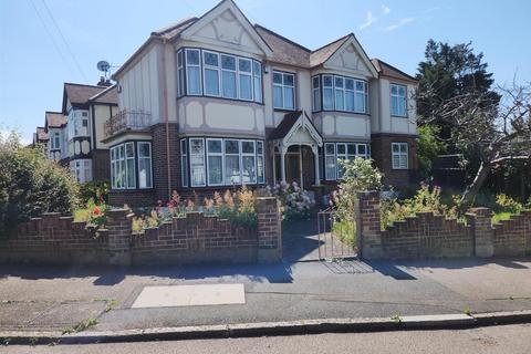 4 bedroom semi-detached house for sale, Nevin Drive, Chingford