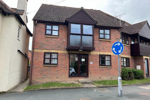 1 bedroom flat to rent, Parsons Court, Parsonage Street, Halstead CO9