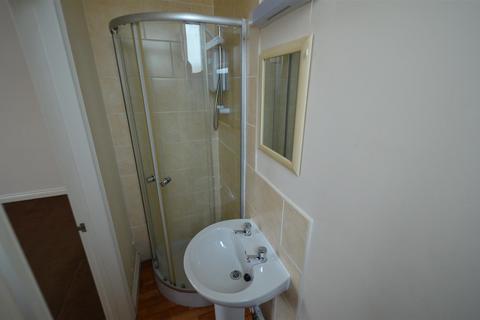 1 bedroom flat to rent, Montpelier Road, Ilfracombe